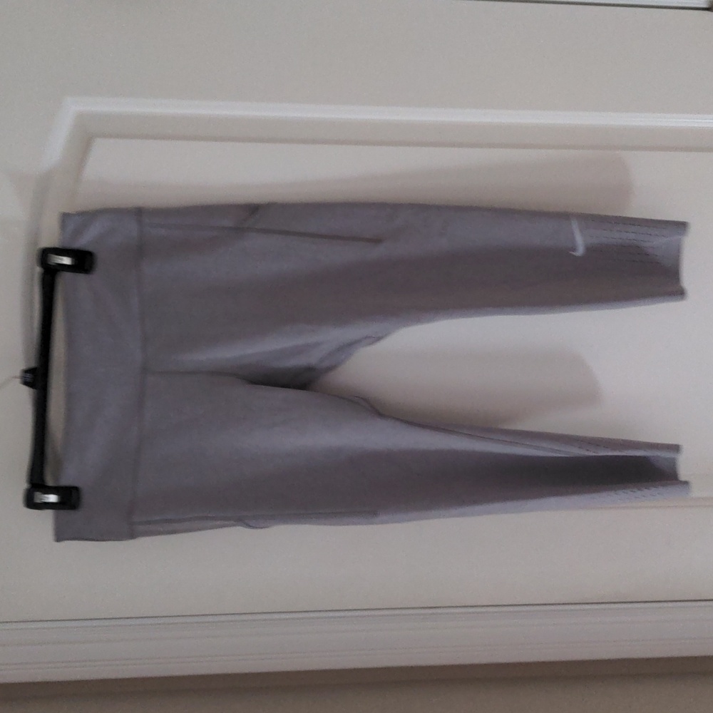 Gray Nike Capri Leggings